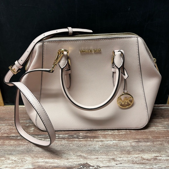 Michael Kors Handbags - Michael Kors | EUC Charlotte Leather Large Shoulder Bag Purse Satchel, Blush